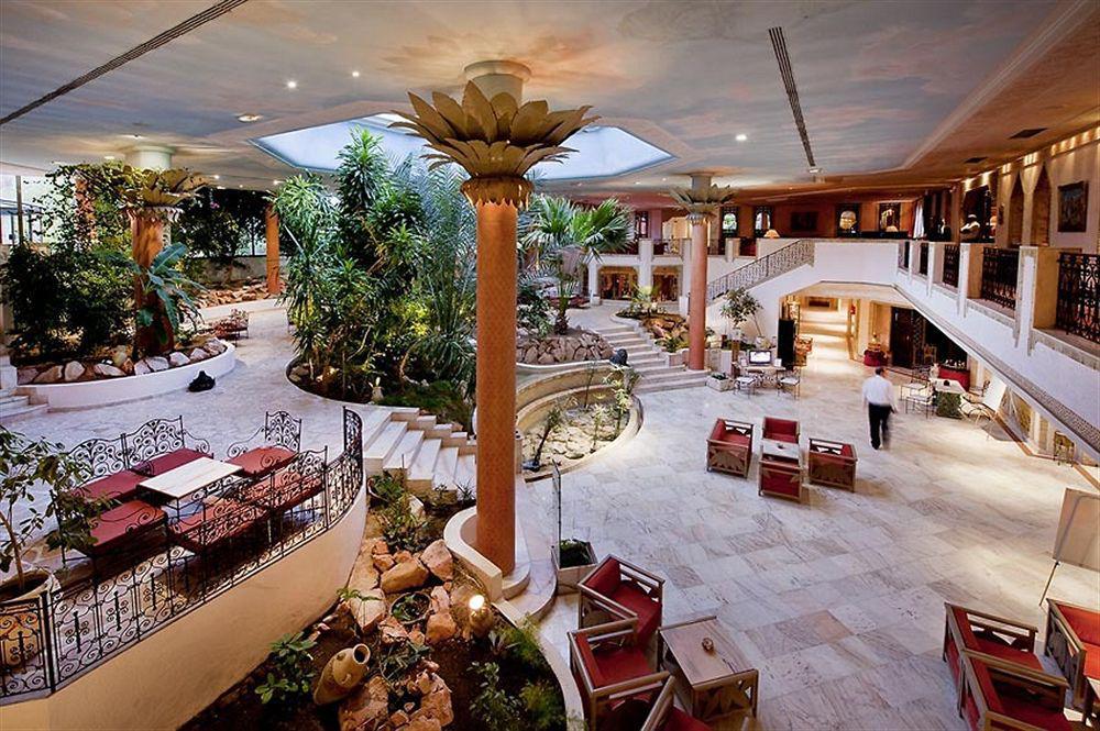 Palm Palace Hotel
